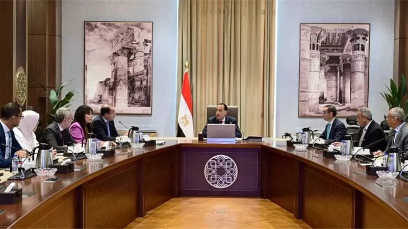 رئيس الوزراء يُتابع الموقف التنفيذي لخطة تطوير المنظومة الجمركية