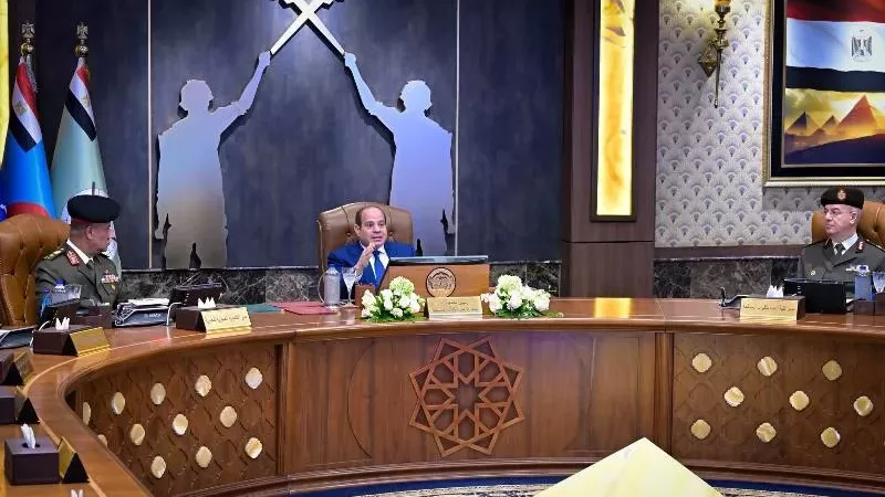 الرئيس السيسي:الدولة لديها خطة طموحة لتطبيق الرقمنةوتضمينها في التعليم