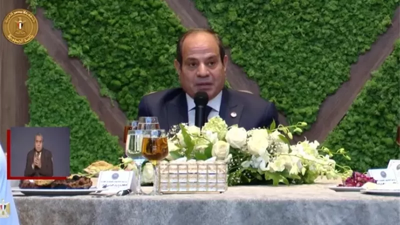 الرئيس السيسي: لدينا خطة طموحة لرقمنة الدولة