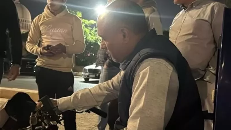 جهاز الشروق يضرب بيد من حديد على النباشين ويصادر 12 تروسيكلات.. صور