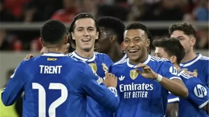 بالفيديو.. اهداف مبابي في شباك أولمبياكوس في دوري أبطال أوروبا