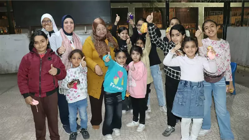ورشةلتعليم الأطفال صناعةالعرائس بنادي المنيا الرياضي