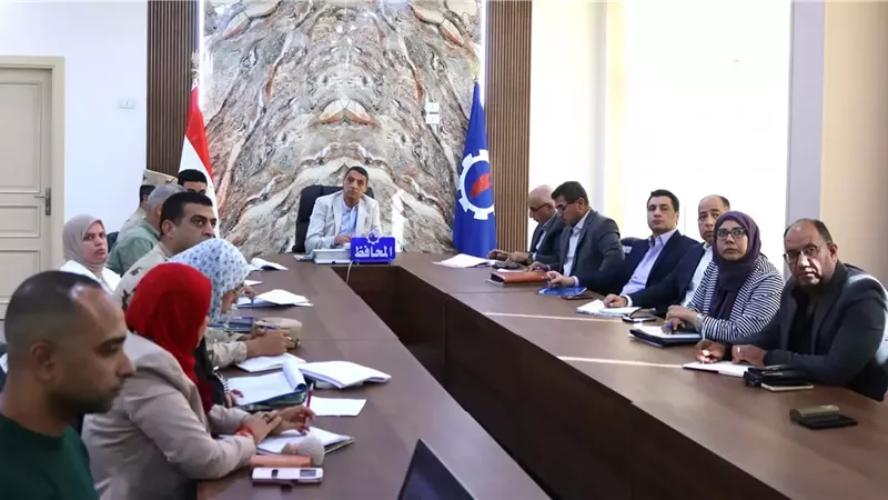 لجنة البت بمحافظة السويس توافق على تقنين أوضاع عدد ١٠٧ ملفا