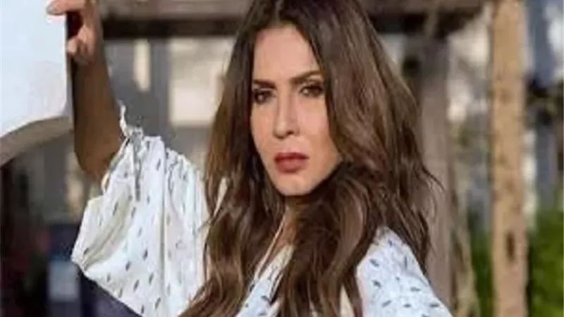 الموت يفجع الفنانة نجلاء بدر