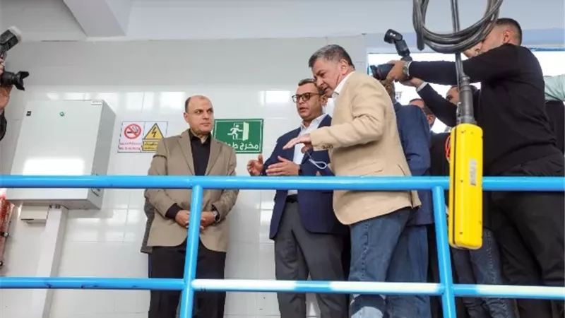 شريف وعبدالمعطى يستعرضان خطة تنفيذ مشروع محطة مياه دقميرة