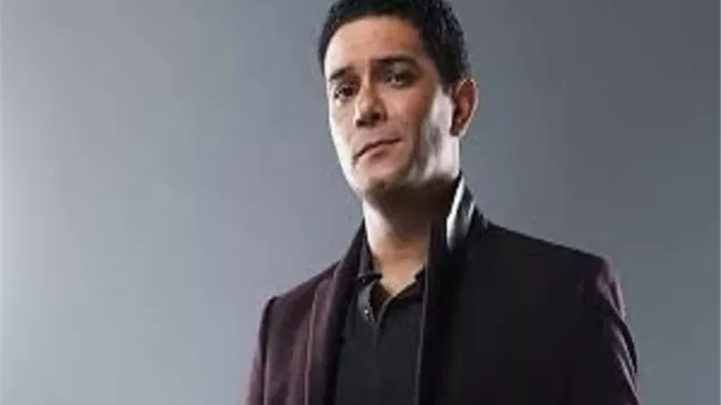 آسر ياسين للمنتقدى تصريح الجمبري والفراخ : 