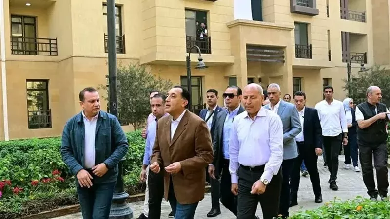 بالفيديو.. رئيس الوزراء يتفقد مشروع 