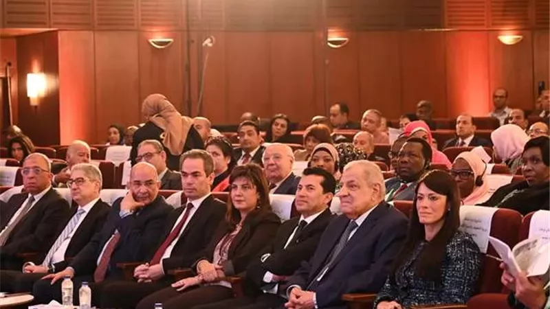 وزير الشباب والرياضة يشهد افتتاح المؤتمر الاقتصادي المصري الافريقي