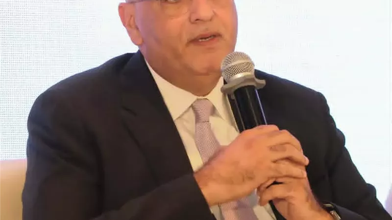 باسل رحمي : نتعاون مع المالية لتفعيل القوانين الداعمة لمشروعات