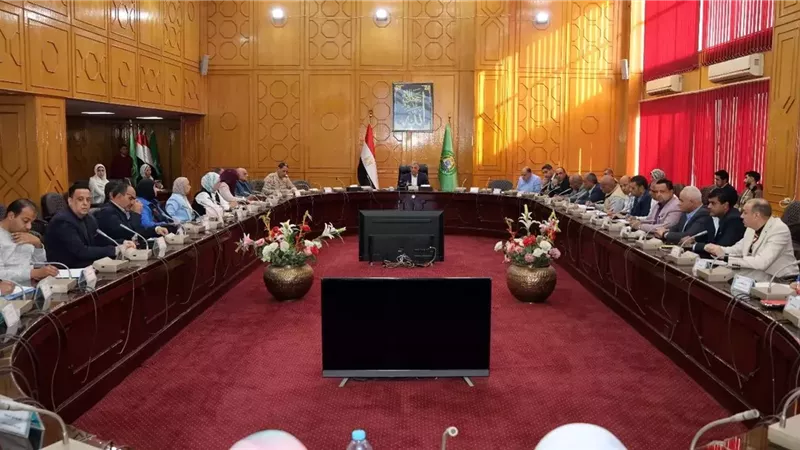 السوق الحضري بحي أول الإسماعيلية مركز تجاري بأسعار تنافسية