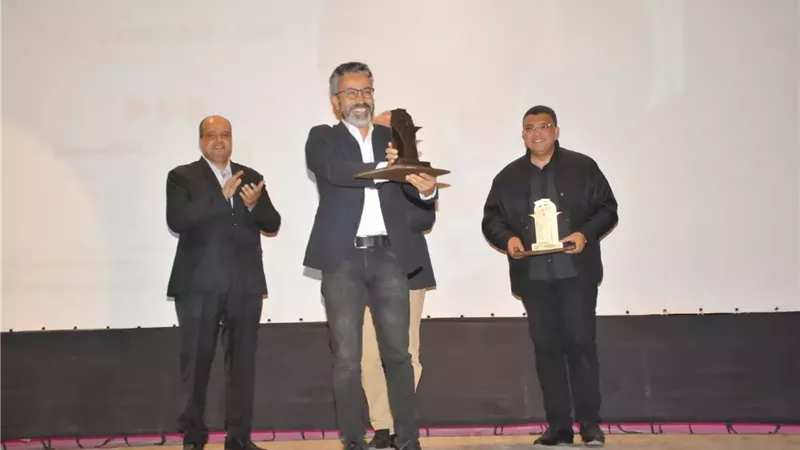 النجم سامح حسين رئيسًا شرفيًا لمهرجان مسرح الجنوب