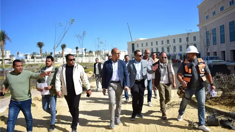 طفرة خدمية بالعلمين الجديدة.. طرق وكباري ومرافق على وشك التسليم
