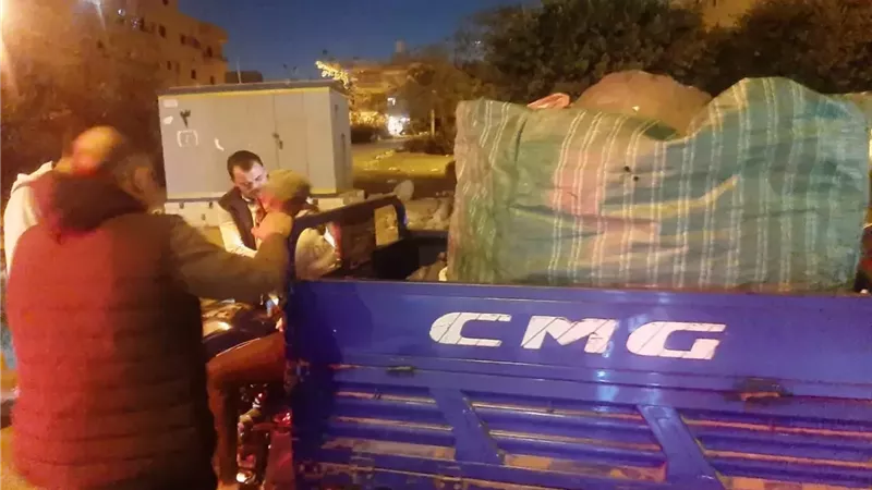 الشروق تشن حملة موسعة لمواجهة النبش والتجميع العشوائي للمخلفات