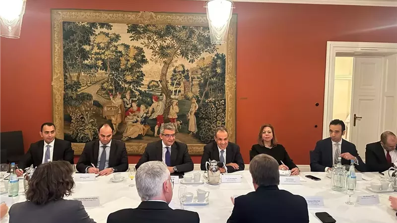 وزير الخارجية يؤكد رفض الإجراءات الأحادية المخالفة للقانون الدولي في حوض النيل الشرقي