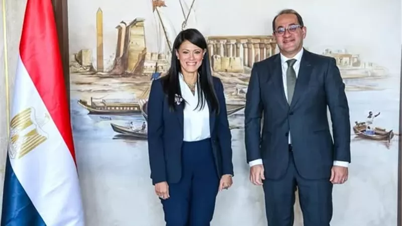 وزيرا التخطيط والمالية يناقشون محاور السردية الوطنية للتنمية الاق