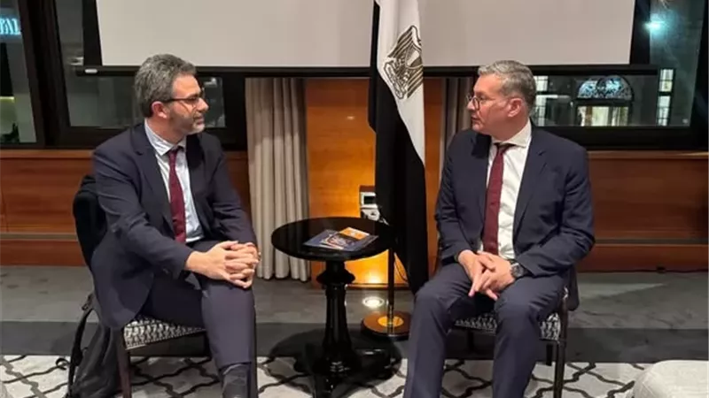 وزير البترول يجذب الاستثمارات العالمية لقطاع التعدين في لندن