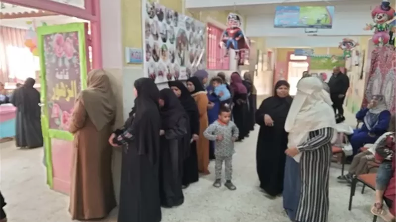 إقبال كبير للناخبين في قرى المرشحين بالدائرة الثالثة بأسيوط