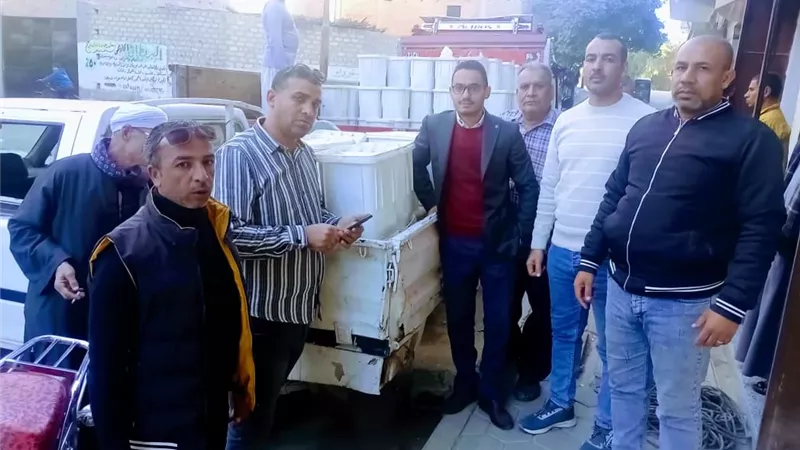 محافظ أسيوط: ضبط نصف طن عسل مجهول المصدر ومواد تموينية