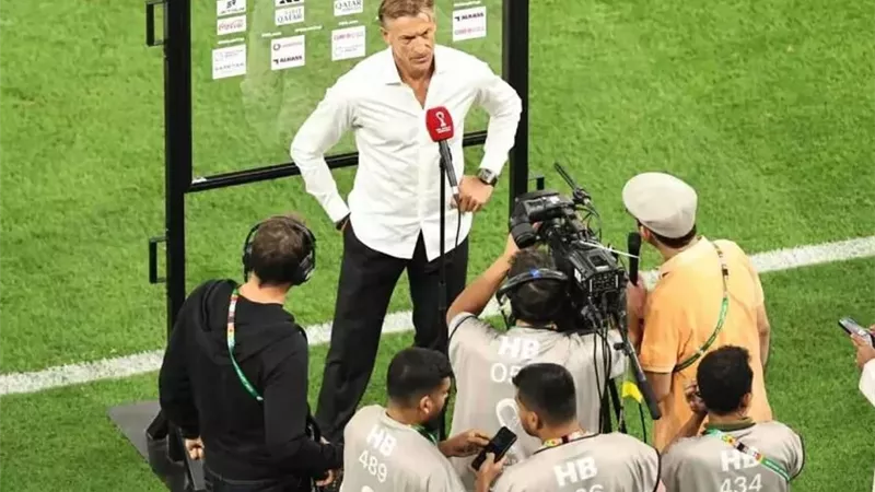 رينارد يفاجئ لاعبي منتخب السعودية بهذا القرار قبل لقاء جزر القمر
