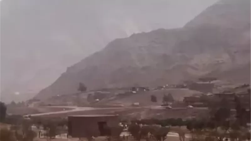 أمطار غزيرة تغمر مدينة شرم الشيخ ودهب