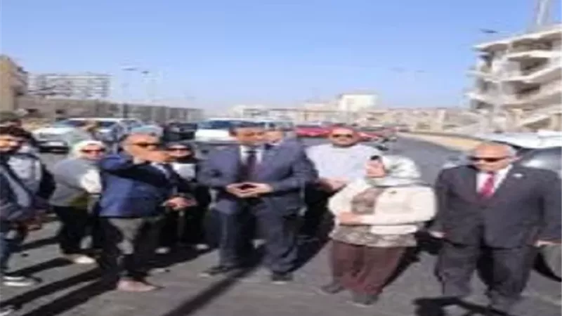 محافظ دمياط يتفقد مشروع تطوير كورنيش النيل بالسنانية