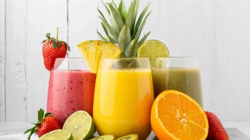 أطعمة ومشروبات طبيعية لعلاج الإمساك