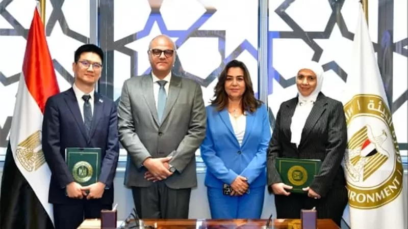 القليوبية توقع اتفاقاً مع شركة صينية لإنشاء مشروع لتحويل المخلفات إلى طاقة