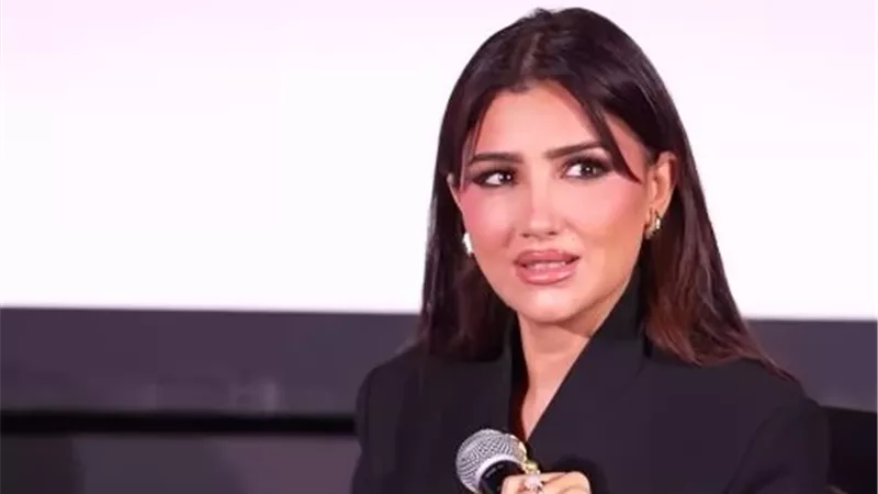 بحب نيللي كريم و التمثيل حلمي من الطفولة.. أبرز تصريحات مي عمر بمهرجان البحر الأحمر