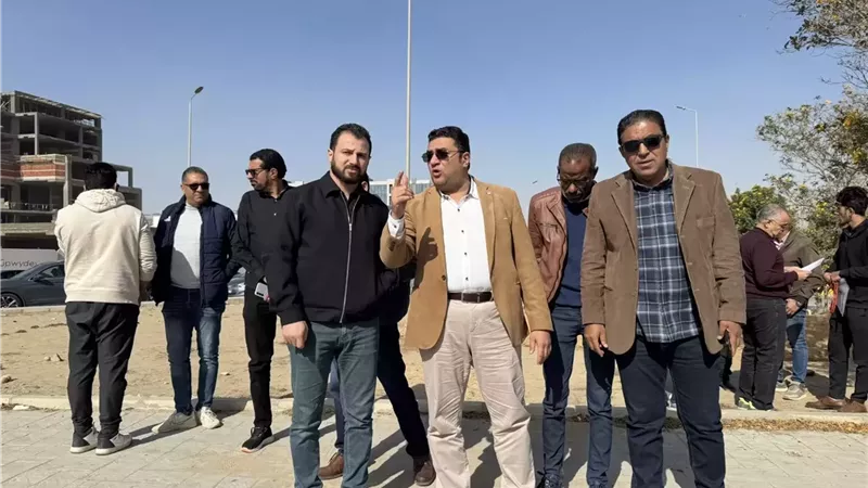 الاسكان : تطوير شامل للمحاور الرئيسية في القاهرة الجديدة .. صور