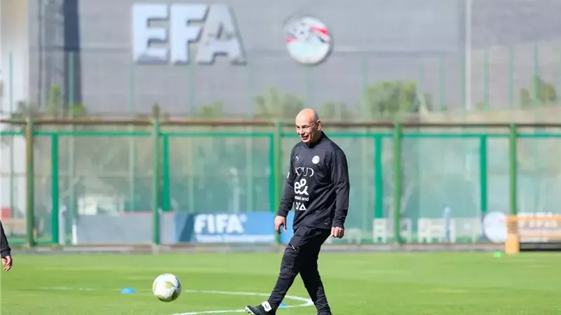 حسام حسن يمنح لاعبي منتخب مصر راحة من المران المسائي