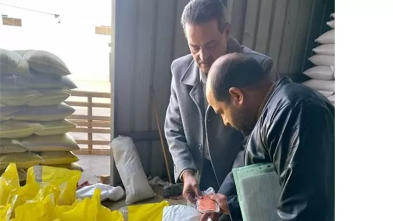 ضبط 170 طن مواد غذائية منتهية الصلاحية بالشرقية