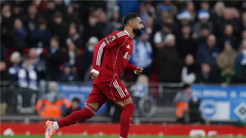 محمد صلاح يدخل تاريخ الدوري الإنجليزي بعد صناعة هدف أمام برايتون