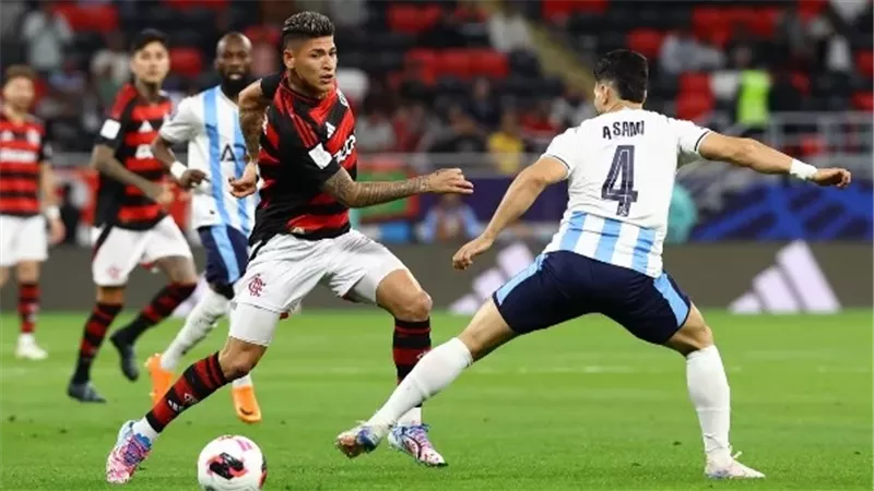 مرور 75 دقيقة.. بيراميدز يضغط لتقليص الفارق أمام فلامنجو بكأس القارات