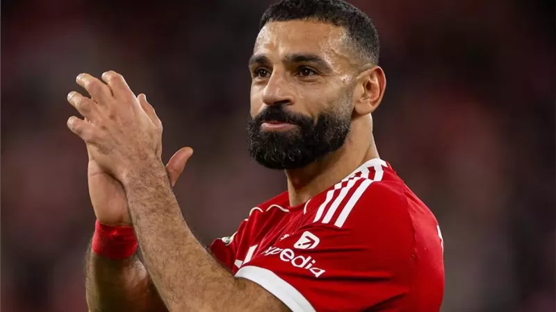 هل لعب محمد صلاح مباراته الأخيرة بقميص ليفربول؟.. كوناتي يجيب