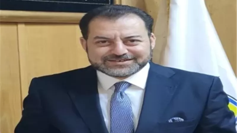 أحمد عناني مستشارًا لوزير التعليم العالي للسياسات الصحية