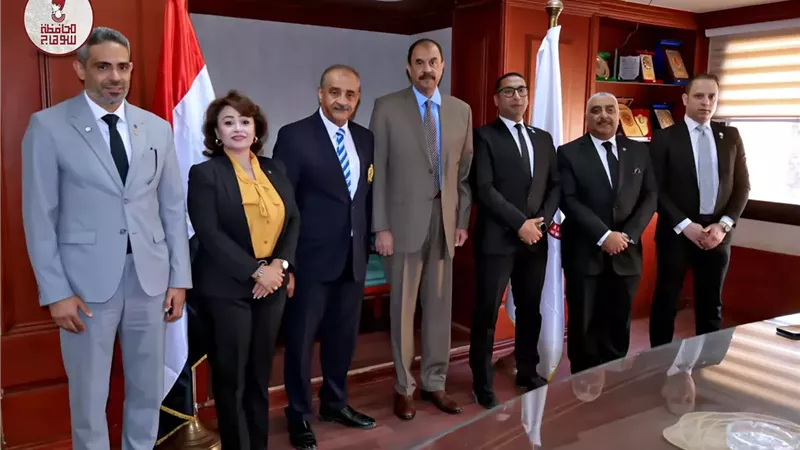 مستشفي طب وجراحة الفم والأسنان بجامعة سوهاج تنطلق ب١٠٠عملية زراعة