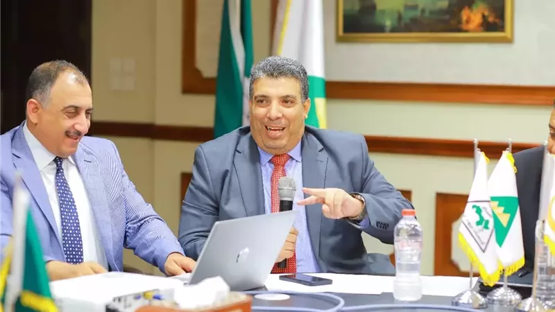 بنمنصور: ترشيح أشرف عثمان لتعزيز الحوكمة الدولية بالاتحاد الدولي لبيوت الشباب