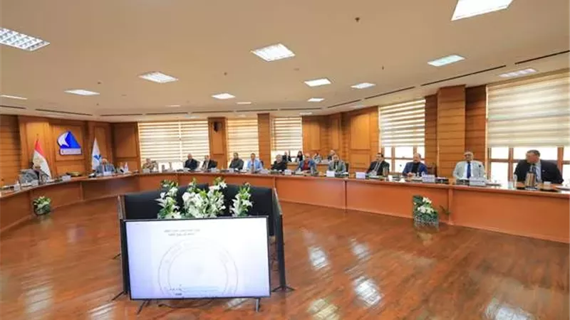 مجلس أمناء جامعة كفر الشيخ الأهلية يناقش استعدادات الامتحانات