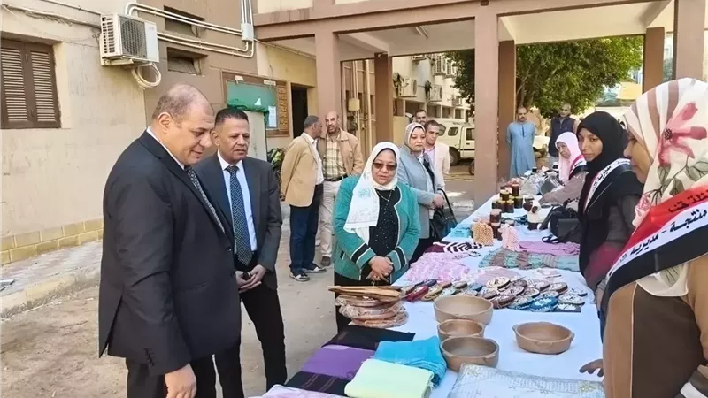افتتاح معرض الأسر المنتجة في قنا