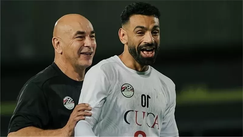 اختيارات محمد صلاح وحسام حسن في حفل جوائز ذا بيست 2025