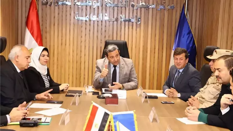 محافظ دمياط يتابع اللجان الإنتخابية بجولة الإعادةلإنتخابات النواب