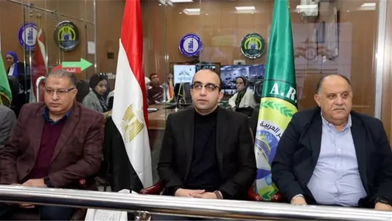 غرفة عمليات تتابع إعادة انتخابات النواب في شبكة طوارئ الإسماعيلية