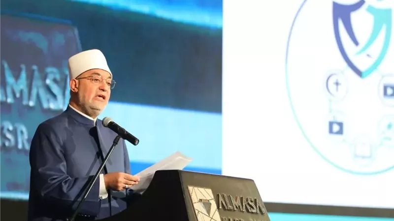 المفتي:التعاون بين دارالإفتاءوالكنائس أنموذج مضيءللتلاقي الإنساني
