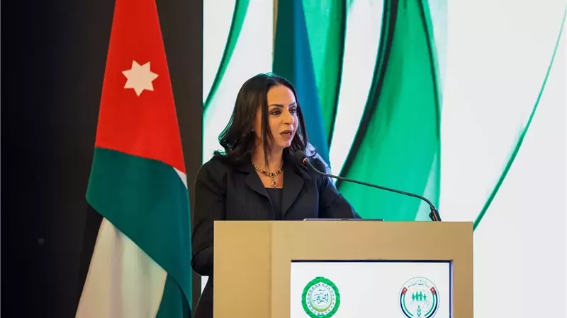 وزيرة التضامن تشهد افتتاح مؤتمر تنفيذ الإعلان الصادر عن القمة العالمية الثانية بـ