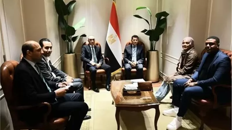وزير الرياضة يعلن عودة نعمة سعيد من الاعتزال