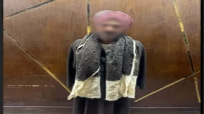 ضبط شخص لتصويره سيارة شرطة حال توقفها أمام منزله بكفر الشيخ