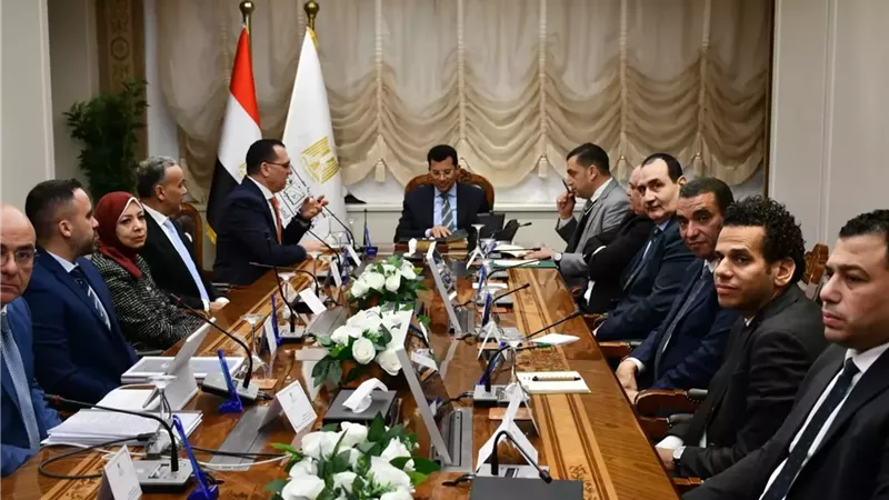 وزير الشباب يتابع تطوير منظومة الطب الرياضي