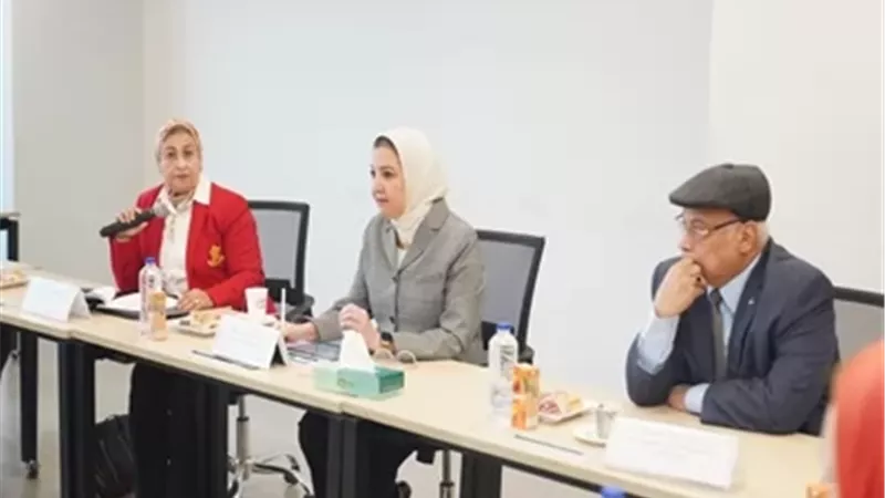 جامعة عين شمس: تفعيل منظومة الأرشفة الإلكترونية وإلغاء التعامل الورقي