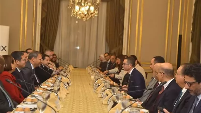 الخطيب: التضخم يتراجع إلى 11.6% والاحتياطي يصل 50 مليار دولار