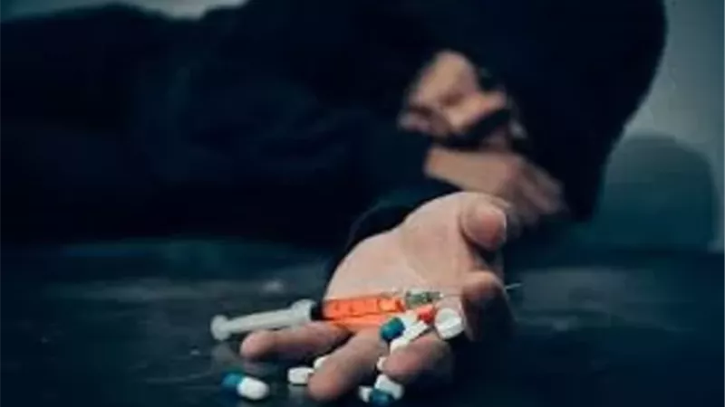 لتبدو آمنة بأسماء مضللة ..حكم المخدرات المخلقة